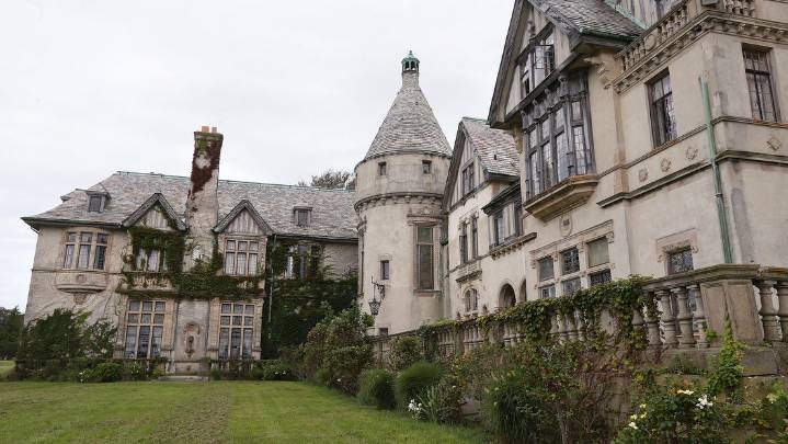 RI Gilded Age mansion on real estate market for $28.5 million