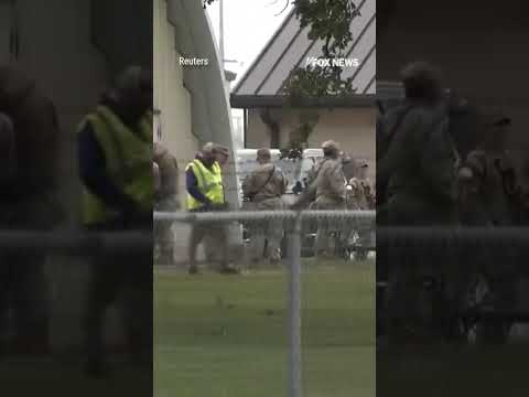 JUST IN: National Guard troops arrive at an Army Reserve Training Center near Chicago #shorts #media