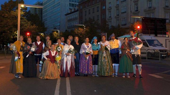 Busca la foto de tu grupo en la Ofrenda de Flores 2025: de 6.30 a 8.30 horas