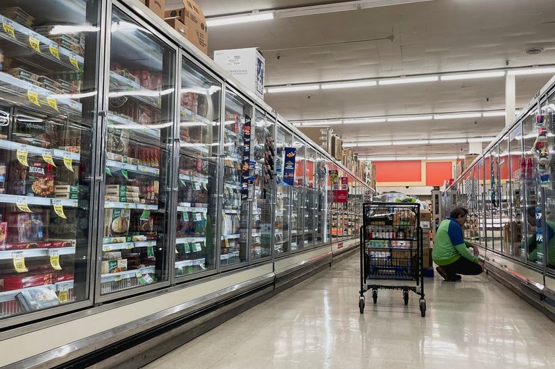 Albertsons raises annual profit forecast on steady grocery demand