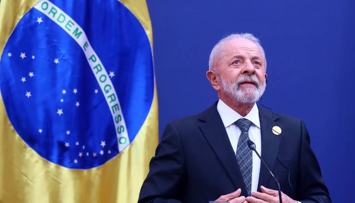 Lula conversa por teléfono con Trump y le pide eliminar los aranceles a los productos brasileños
