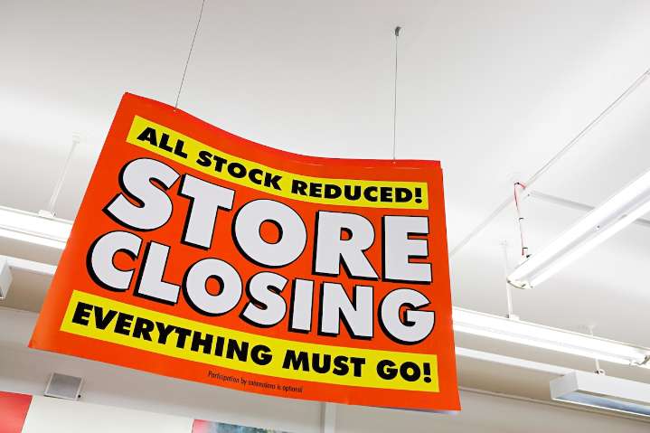 Find out the 9 popular chains that will be closing locations in 2025