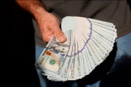 Qué hacer con el dólar ante la volatilidad previa a las elecciones legislativas