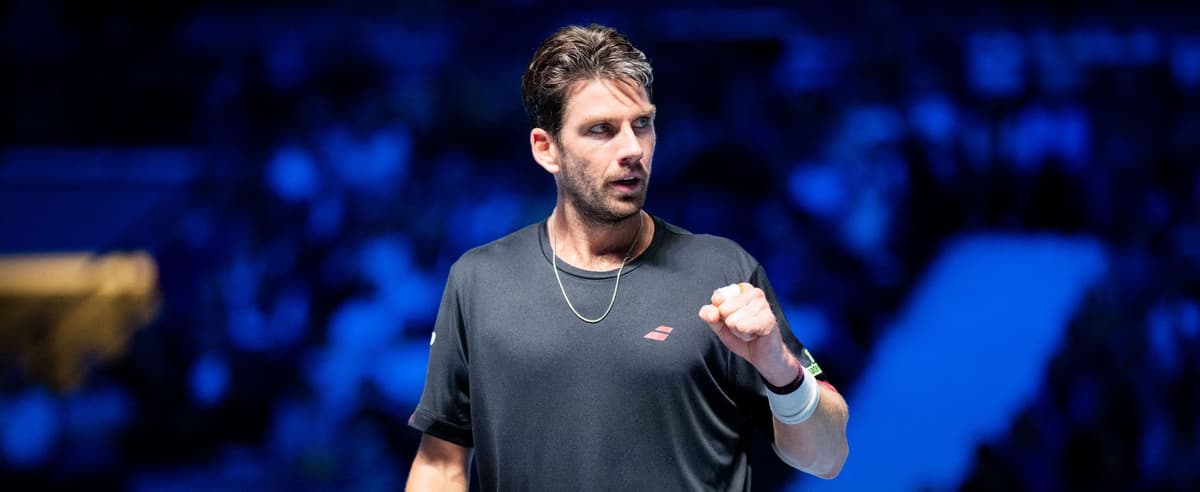 Paris Masters: Cameron Norrie tees up Carlos Alcaraz meeting in second round