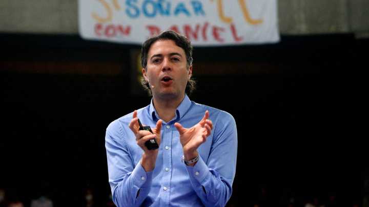 Daniel Quintero insiste en su candidatura presidencial, ¿está habilitado para participar en las elecciones de 2026?