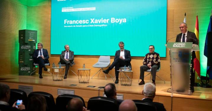 Ourense traza las líneas para afrontar el reto demográfico