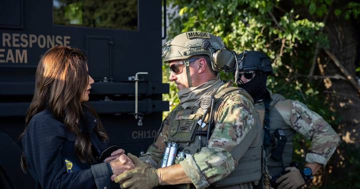 Cárteles van por agentes del ICE, advierte Kristi Noem: ‘Están haciendo planes para emboscarlos y matarlos’