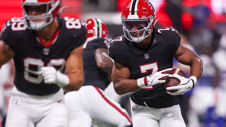 Falcons’ Bijan Robinson rips off insane 81-yard MNF touchdown vs. Bills