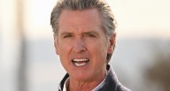 Gavin Newsom tiene plazo hasta el 12 de octubre para firmar esta ley que beneficiaría a familias inmigrantes con hijos