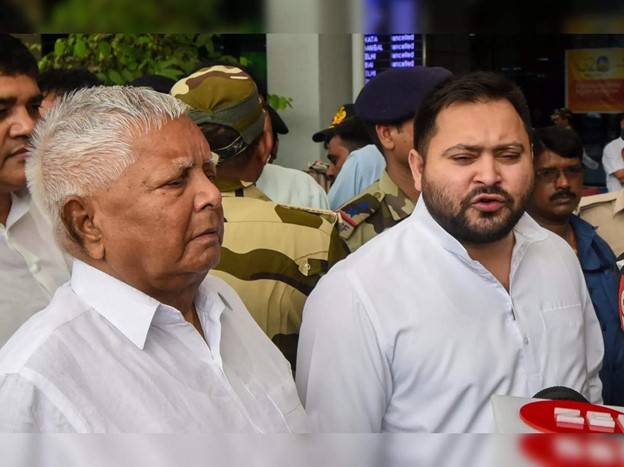 Lalu, Rabri, Tejashwi Charged in IRCTC Scam; Trial to Begin Before Bihar Polls