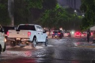 Instalan puesto de mando en Quintana Roo, debido al acercamiento de la onda tropical 36