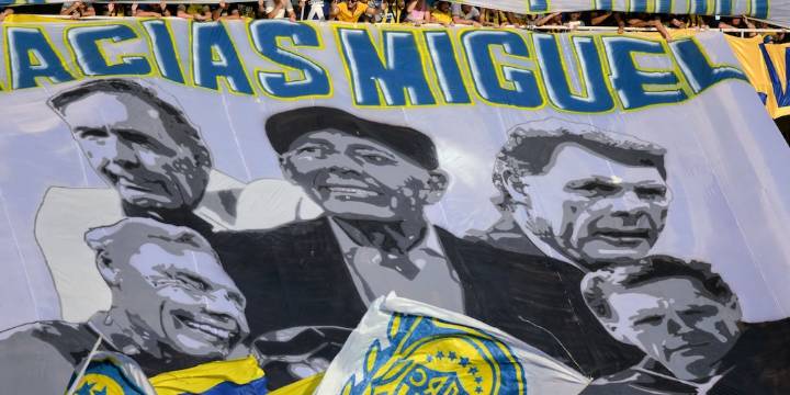 La emotiva jornada en honor a Miguel Ángel Russo: los sentidos homenajes de Rosario Central y Estudiantes de La Plata