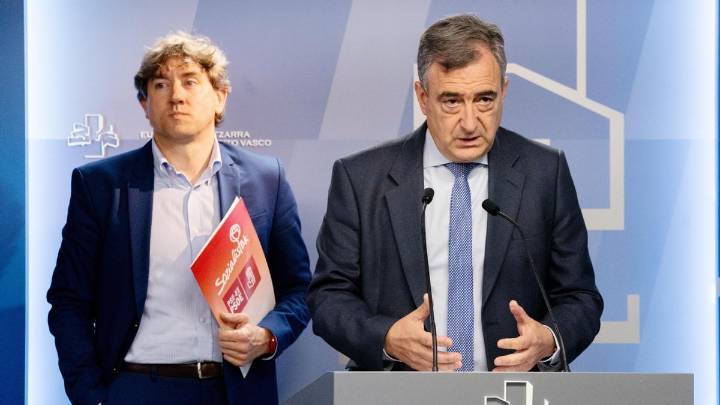 El PNV y el PSE se abonan al desencuentro, chocan en inmigración, autogobierno o euskera