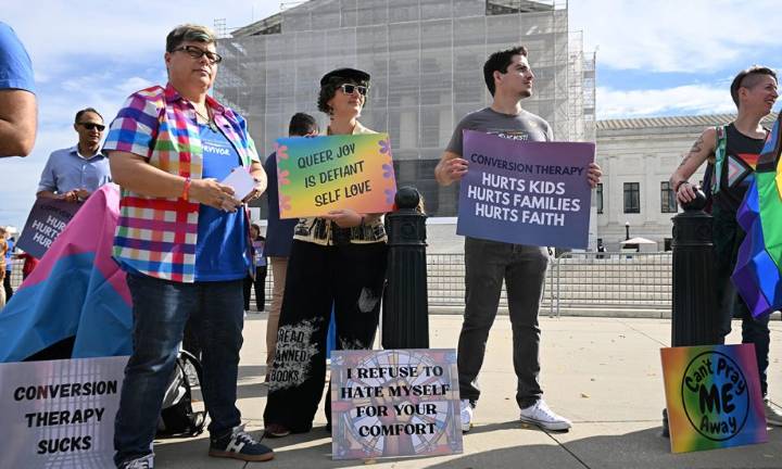 Justices appear sympathetic to Christian therapist in conversion therapy case