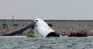 Avión de carga cae al mar en Hong Kong tras chocar con vehículo en pista: se reportan dos muertos