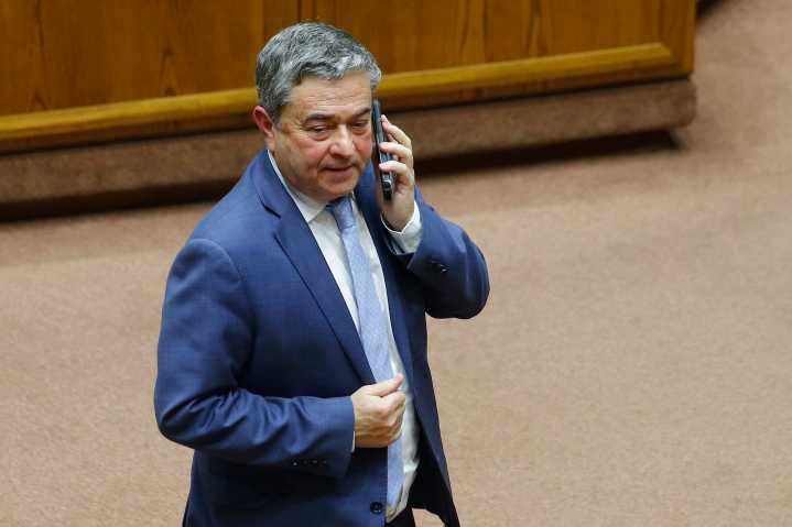 Senador Coloma se muestra confiado en que Matthei se imponga “en tierra derecha”