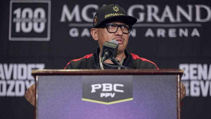 José Benavídez Sr. dice que Canelo “está agotado” en la vida del boxeo