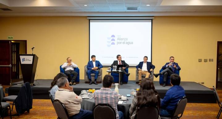 Arequipa pierde millones de metros cúbicos de agua: Más del 80% del canal Pañe
