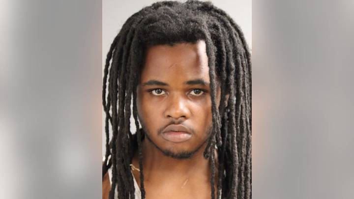 Chicago crime: Man charged in River North armed robbery