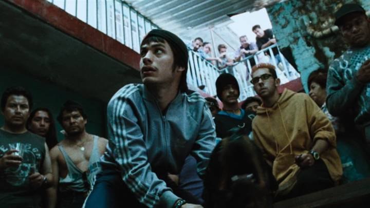 Amores Perros de Alejandro González Iñárritu cumple 25 años y regresa a las salas de cine, así podrá ver la película en Colombia