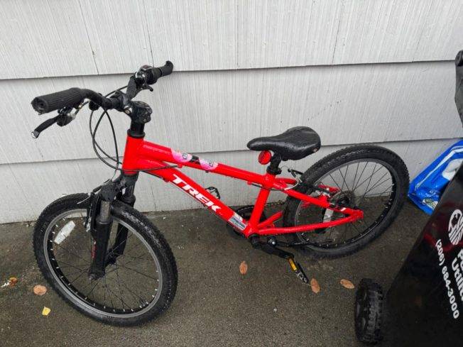 READER REPORT: Found red Trek bicycle