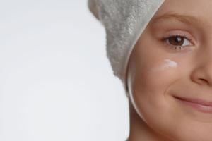 Neutrogena Makeup Wipes Recalled Due to Possible Bacteria