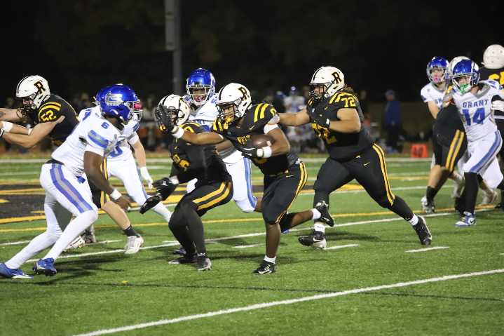 Roosevelt football completes a mission 30 years in the making