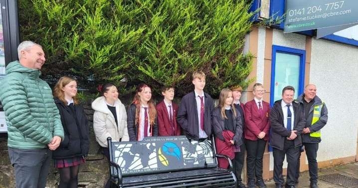 Strathaven marks over two decades as a Fairtrade Town with new bench