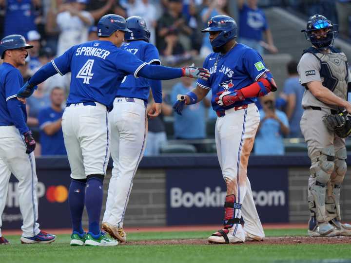 Los Azulejos pusieron en jaque a los Yankees