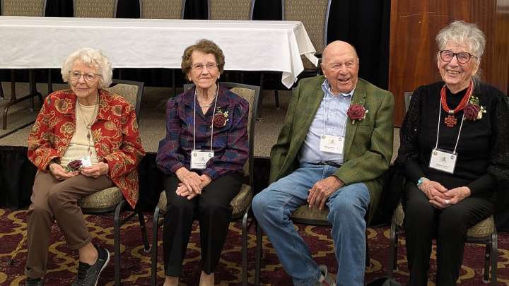 How To Make It To 100 Years Old? "Don't Even Think About Retirement"