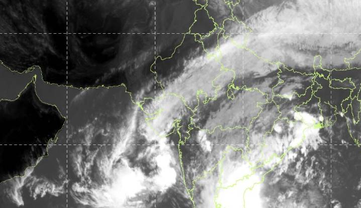 Orange, yellow alert for heavy rain, thunderstorms in Gujarat till Nov 1: IMD forecast