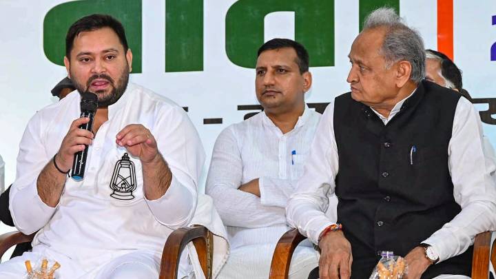 Jobs, free power: Mahagathbandhan likely to unveil poll manifesto on October 28