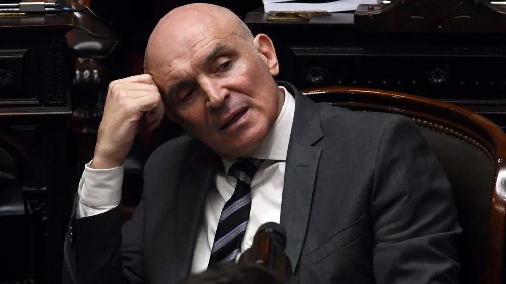 Espert ahora admite que estuvo en la casa de Machado: “Es muy probable que el video en la pileta sea cierto”