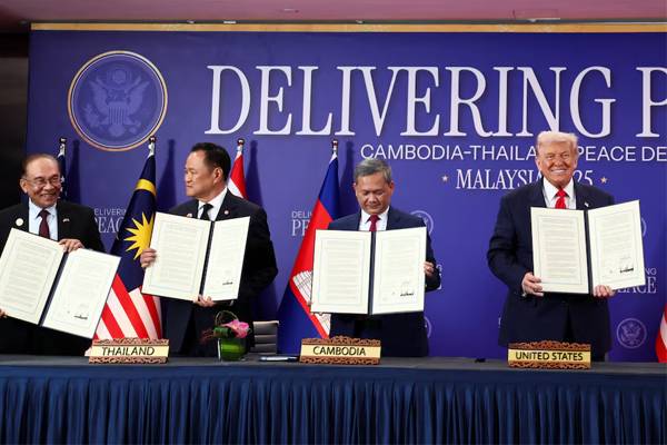 Trump Attends ASEAN Summit As Thailand And Cambodia Sign Ceasefire Deal