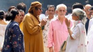 Satish Shah cremated; Naseeruddin Shah, Ratna Pathak attend funeral