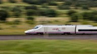 De los continuos retrasos a la reducción de plazas para llegar a Madrid en tren: "La situación en Ciudad Real es crítica"