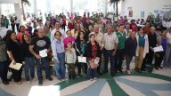 DIF Coahuila entrega cientos de lentes en la Región Sureste