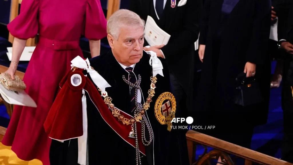 Rey Carlos III despojará de sus títulos al príncipe Andrés, 'salpicado' por el caso Epstein