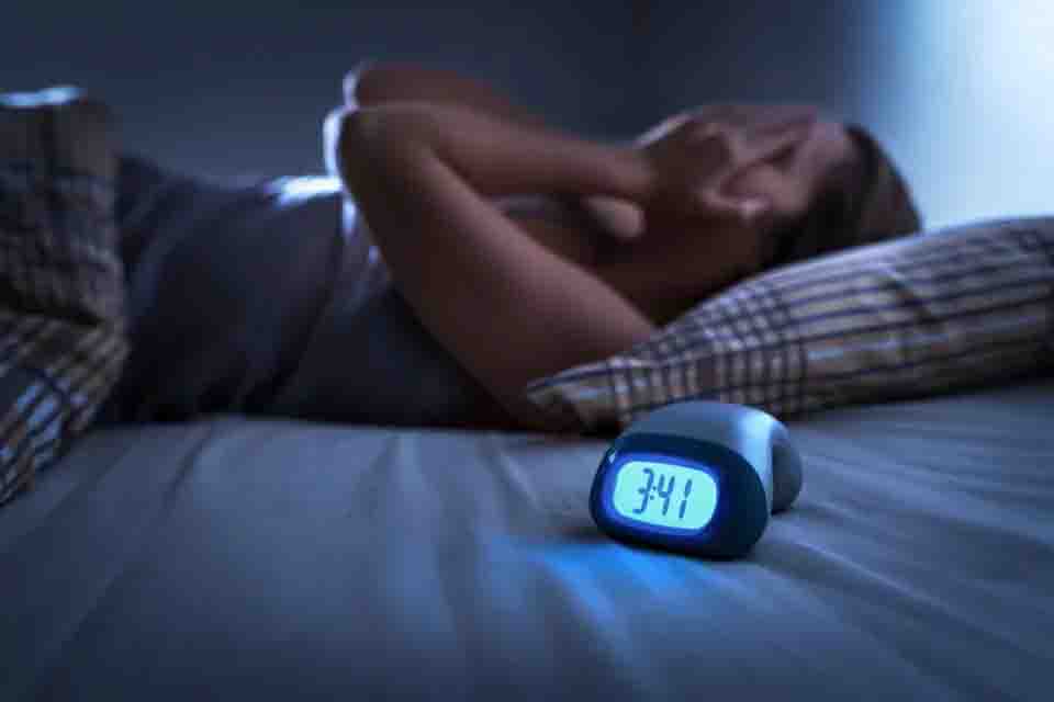 Study Links Bright Light At Night With 56 Per Cent Higher Risk Of Heart Failure