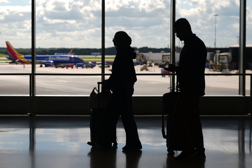 The government shutdown is putting a renewed spotlight on the cracks in the US aviation system