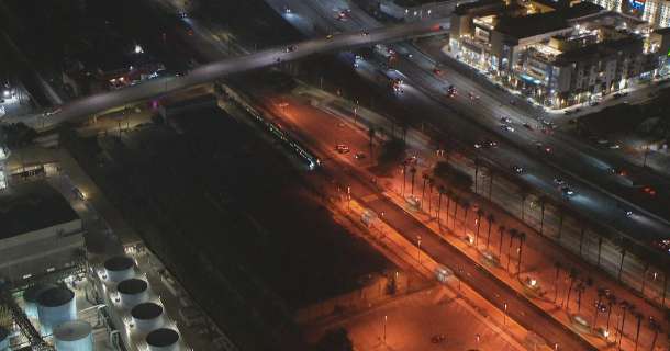 Train strikes, kills man in downtown Burbank