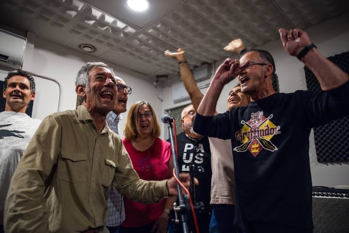 La charanga jamaicana de una banda de jubilados con discapacidad intelectual invita a bailar por la integración