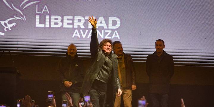 El Gobierno vaticina un triunfo en siete provincias y trabaja para recortar la diferencia en Buenos Aires