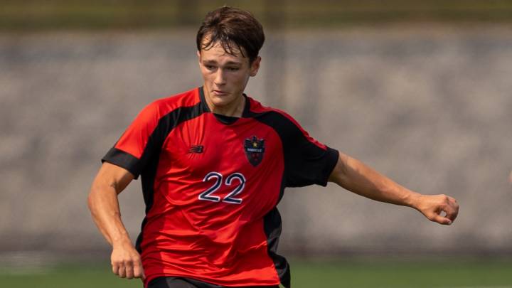 Mathews pumps in three as Robbinsville ends losing streak -