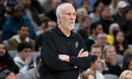 “Pop 1,390”: los Spurs revelan banner celebrando la carrera de Gregg Popovich con el equipo