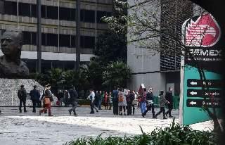 Pemex: El Gigante Herido que Solo el Gobierno Sostiene