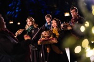 Universal Studios Hollywood decks the halls in Who-ville, Hogsmeade and the Mushroom Kingdom