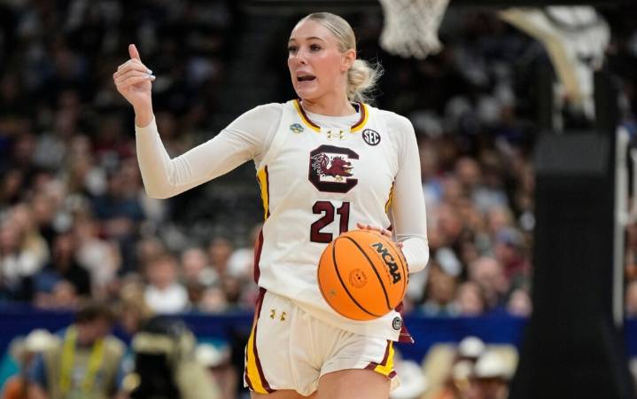 South Carolina star forward Chloe Kitts to miss entire season with torn ACL