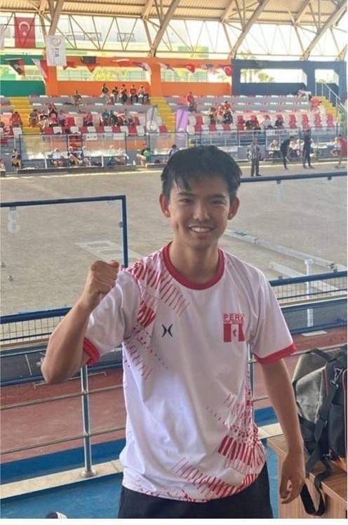 Deportista peruano Kenny Ganaja Igei  asegura medalla en el Mundial Juvenil de Bochas