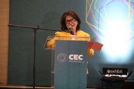 Reconoce CCE a Laura Zaragoza como empresaria del año